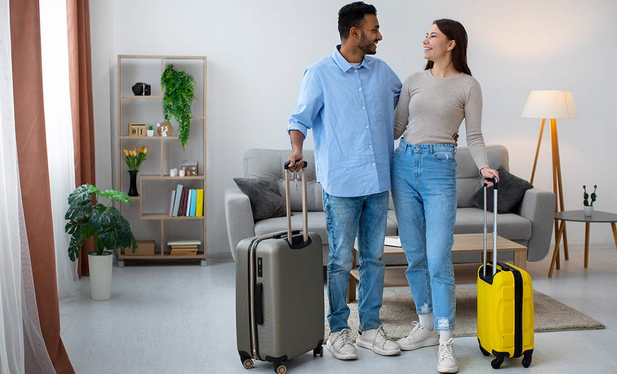 Read more about the article 4 Cuidados para quem vai viajar e mora em condomínio